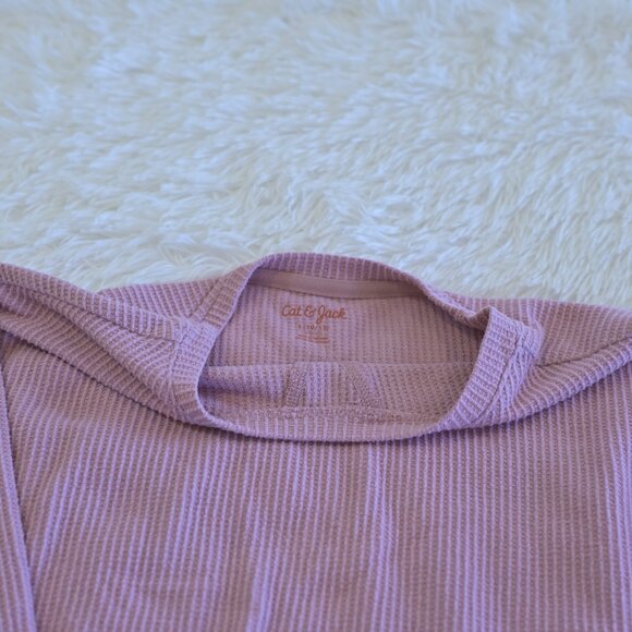Cat & Jack Girl's Pink Long Sleeve Light Sweater Tee Size 10/12 - Picture 2 of 3